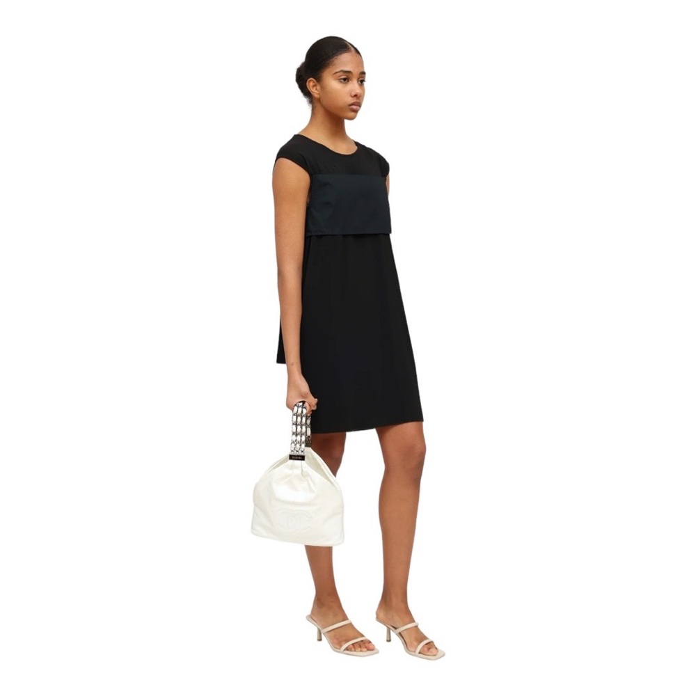 Chanel Rock and Chain Hobo - Picture 15 of 16